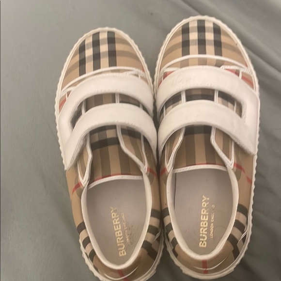Burberry White and Tan Sneakers Classic Plaid Design